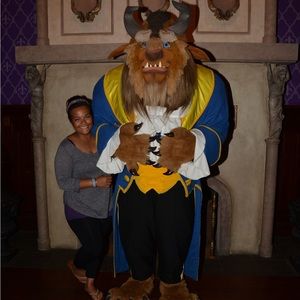 Meet your Posher, Chloe